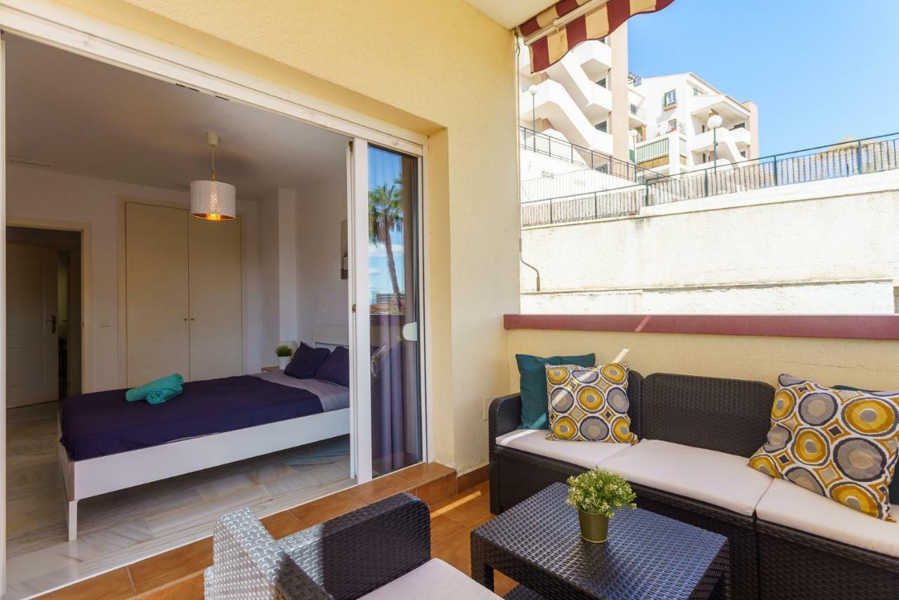 Spacious Beachfront Flat With Sea Views And Private Indoor Parking Benalmadena Ngoại thất bức ảnh